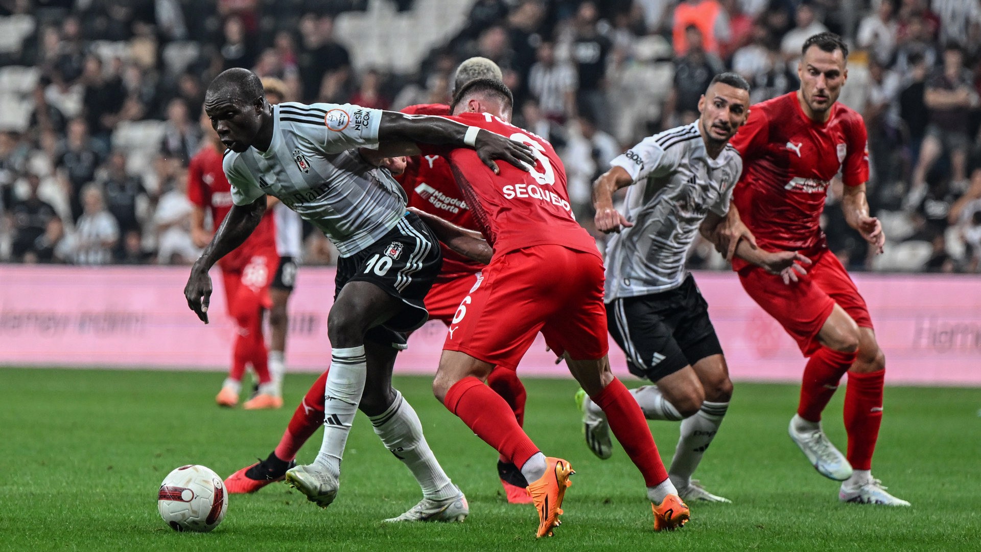 Spor yazarlarından Beşiktaş-Gaziantep maçı yorumu