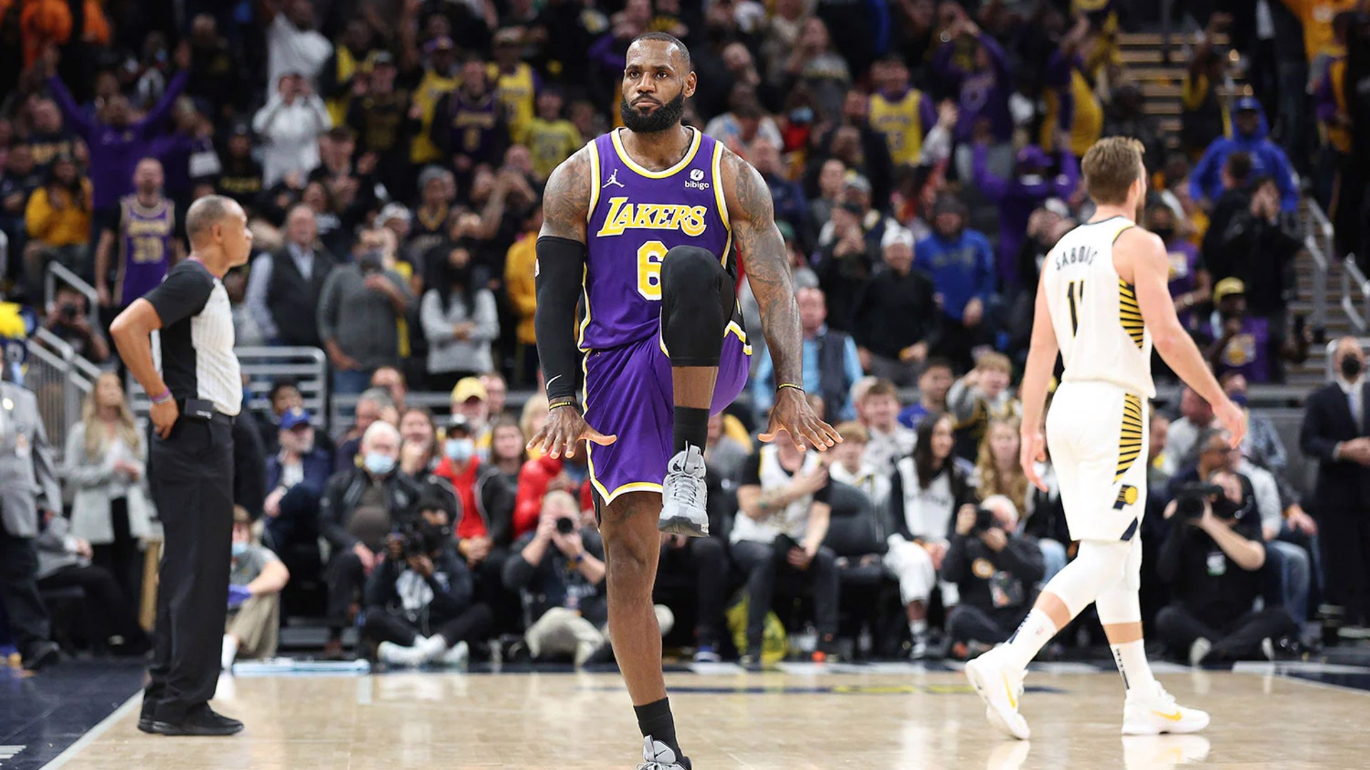 LeBron James'in maçında yine olay 