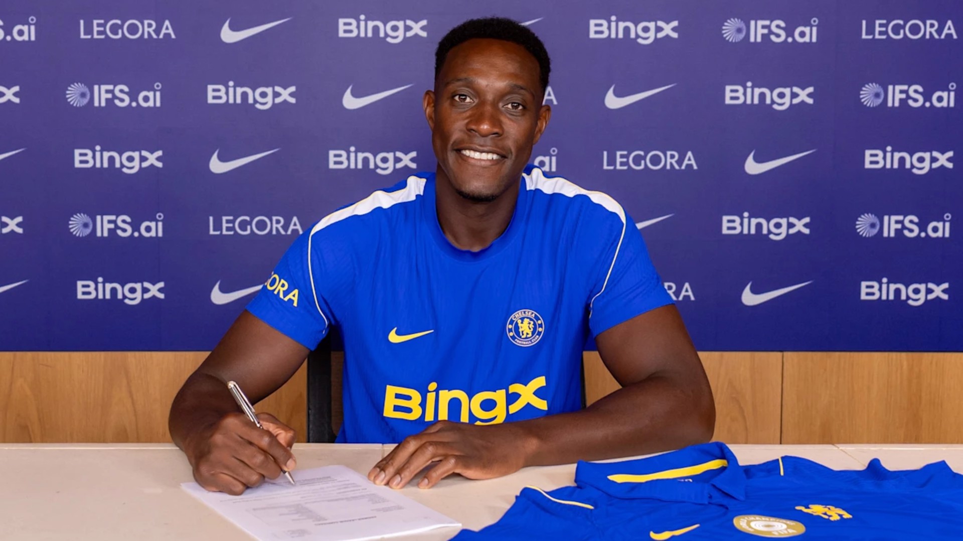 Chelsea, Welbeck'i kadrosuna kattı