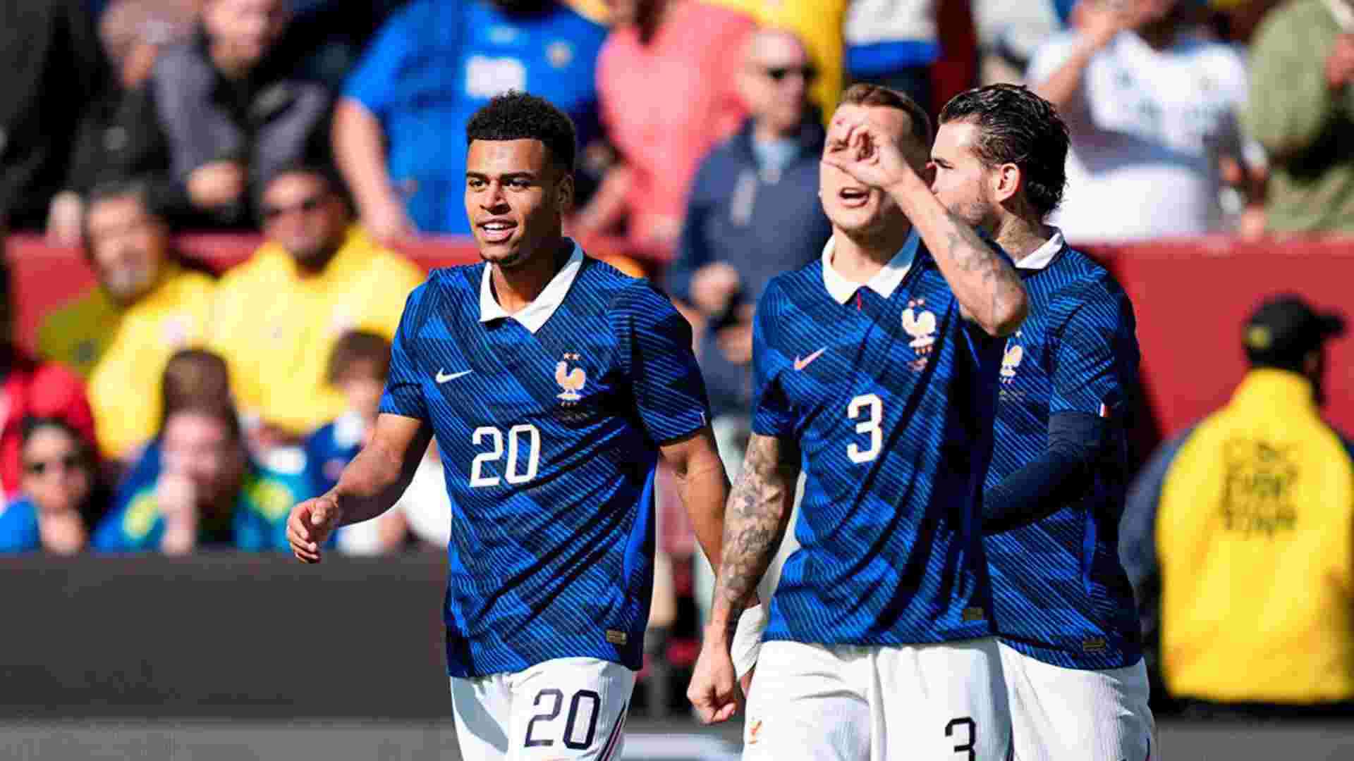 Les Bleus laminent la Colombie