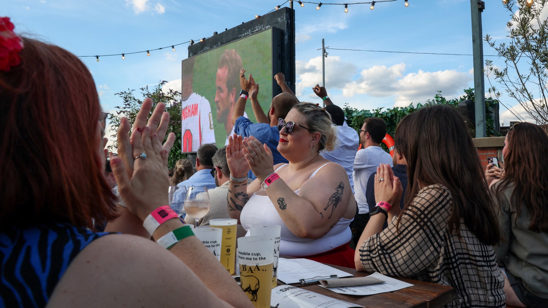 Horaires prolongés accordés aux pubs anglais pour le match contre le Mexique