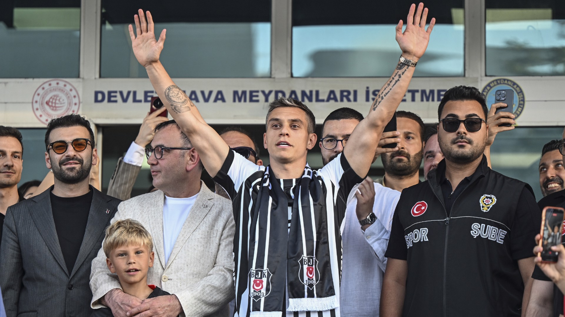 Trossard, Beşiktaş için İstanbul'da