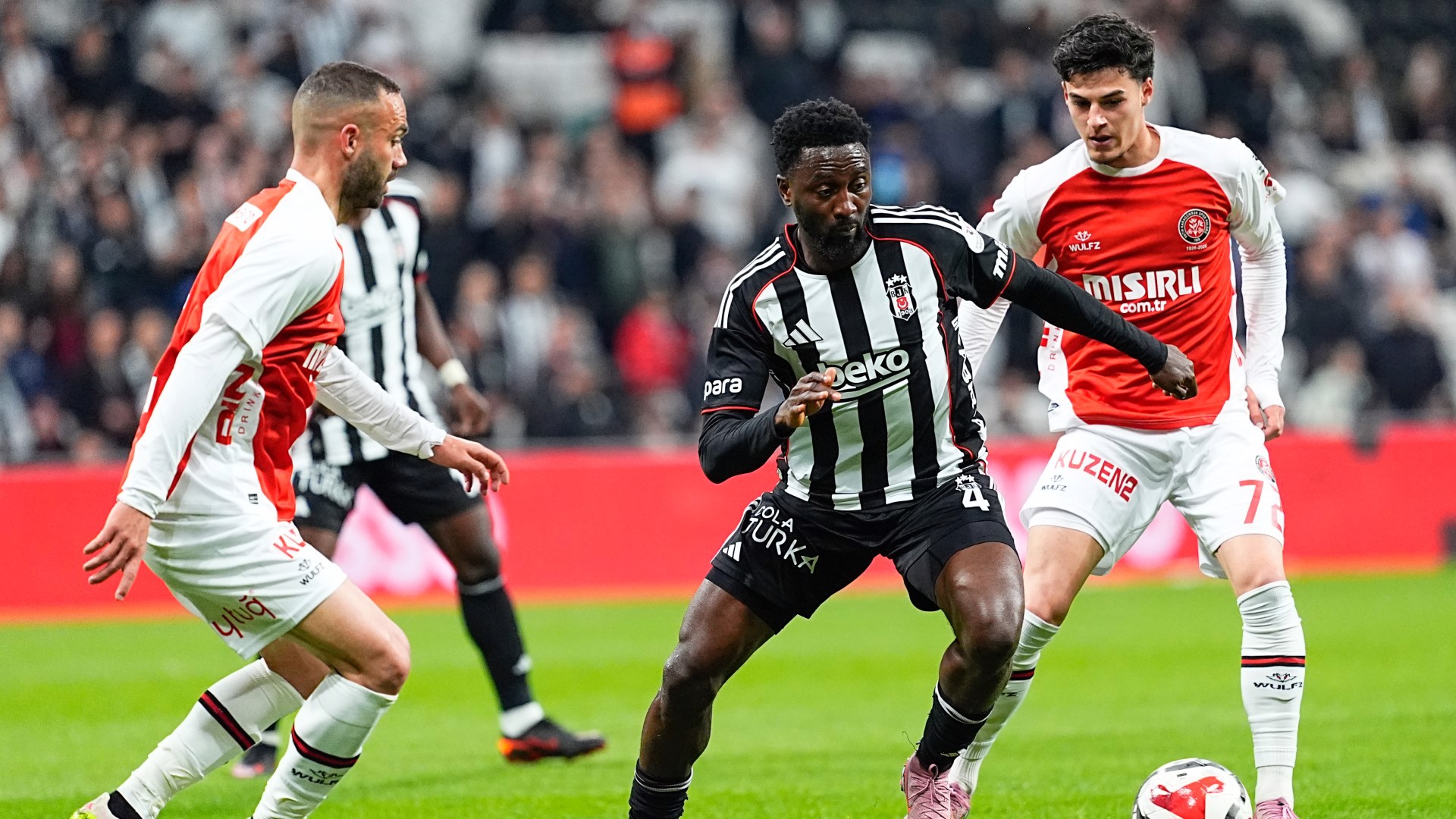 Dolmabahçe'de gol sesi çıkmadı