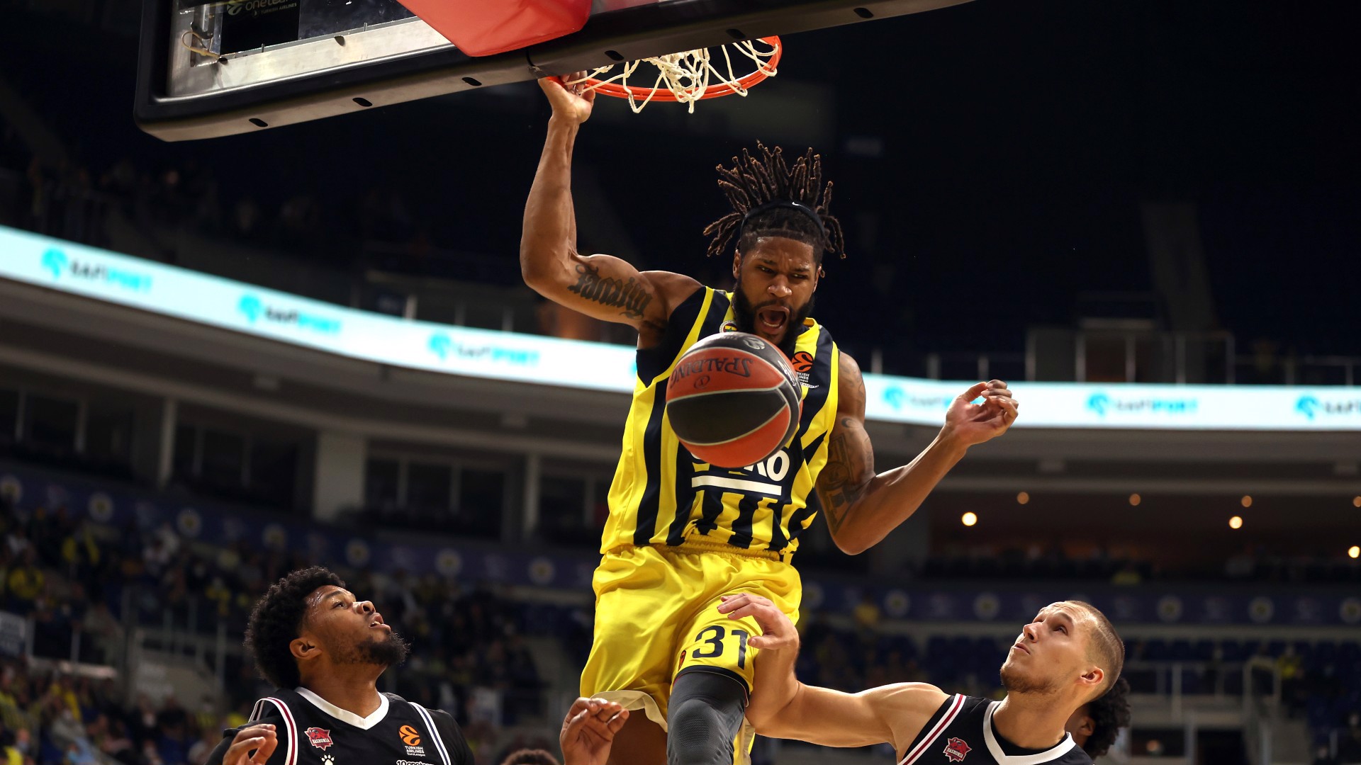 ÖZET: Fenerbahçe Beko ezdi geçti