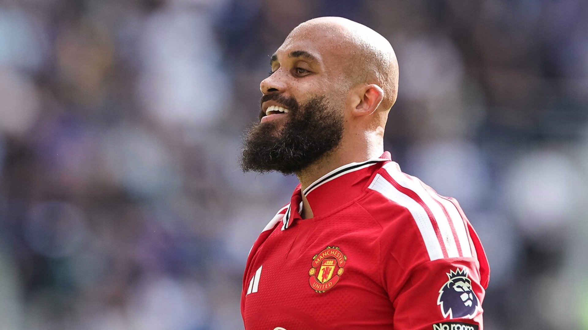 Manchester United held to frustrating draw by Leeds United