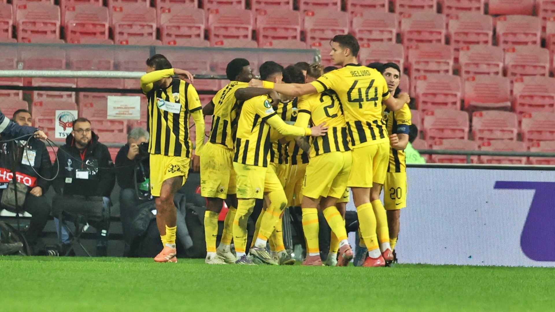 AEK tek golle kazandı