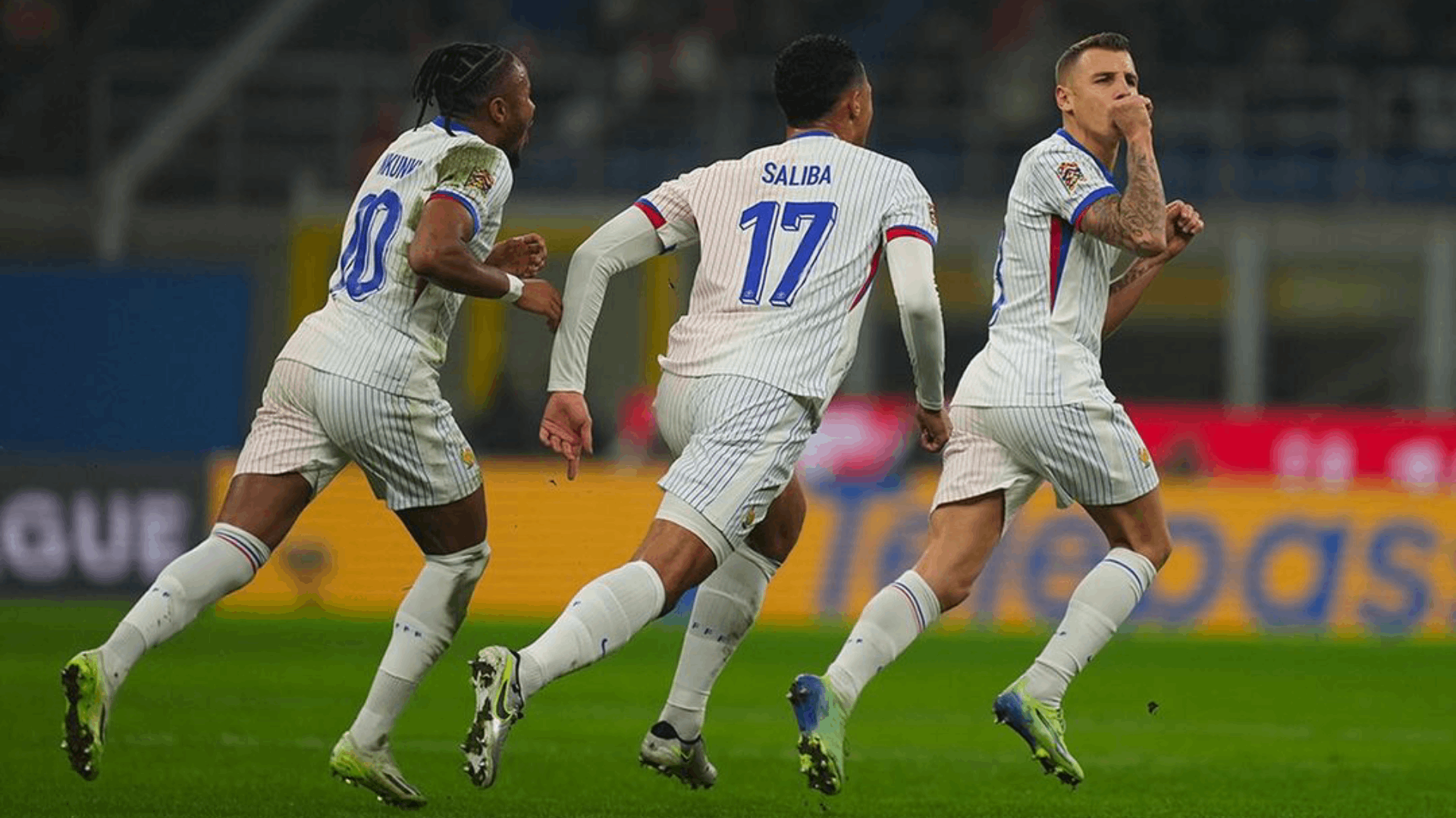 Les Bleus en tête de leur groupe après une victoire contre l’Italie !