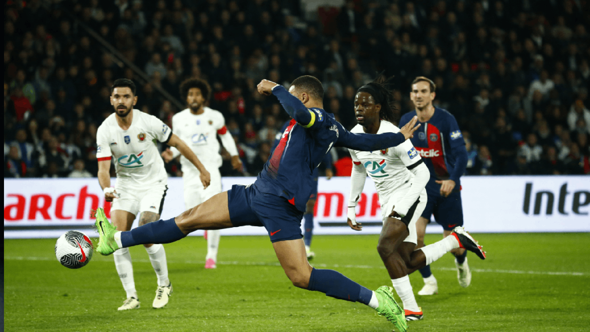 Coupe de France : Paris file en demi-finale