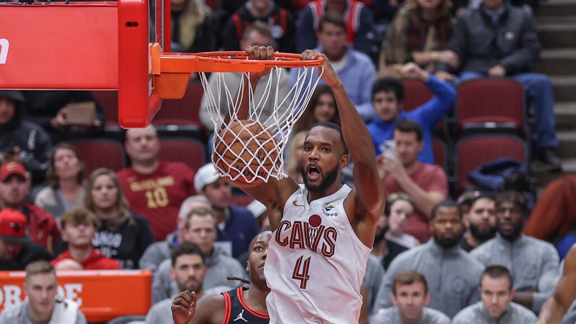 Cavaliers, seride 3-2 öne geçti