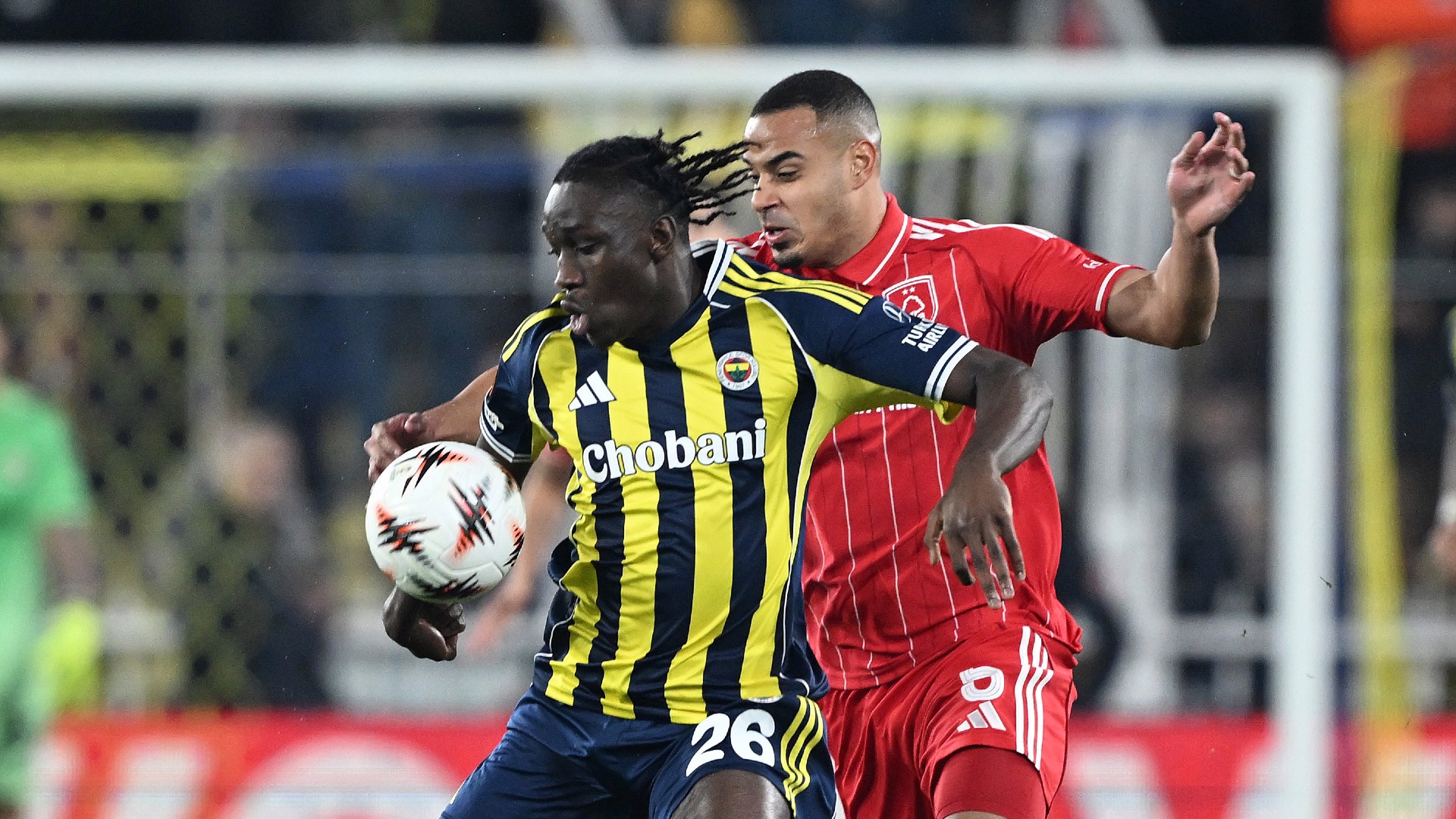 Fenerbahçe evinde mağlup