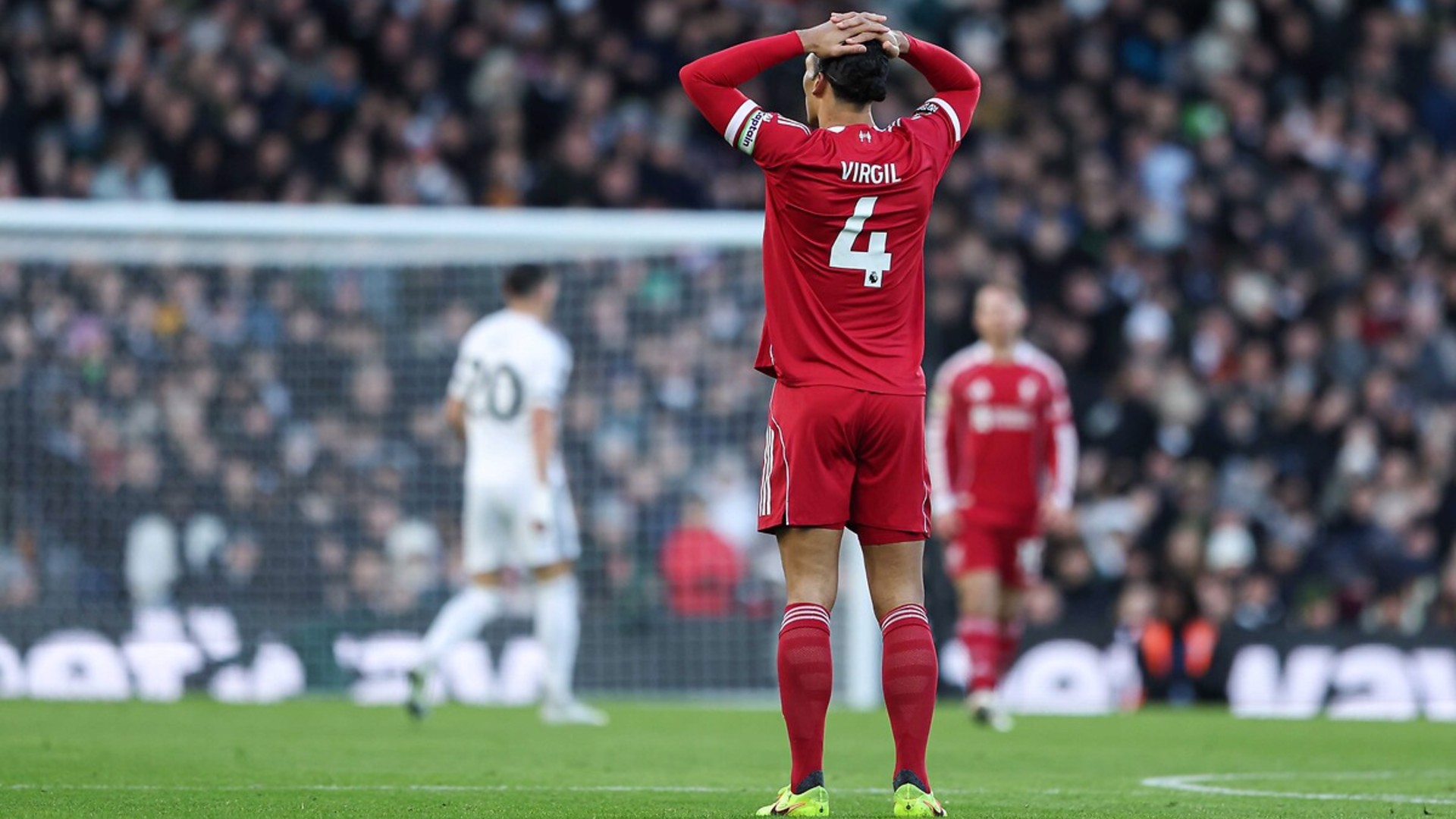 Liverpool duraklamada 1 puanı kurtardı