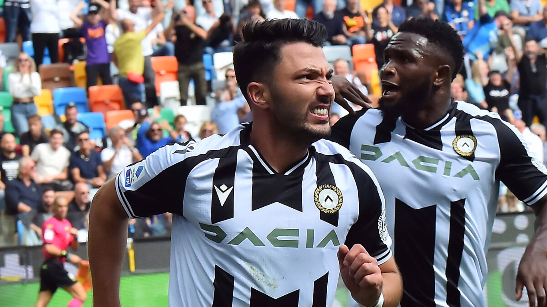 Tolgay Arslan futbolu bıraktı