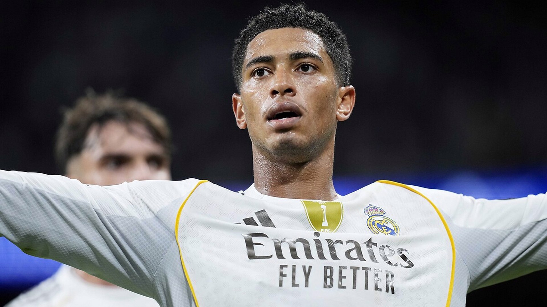 Real Madrid iki golle kazandı