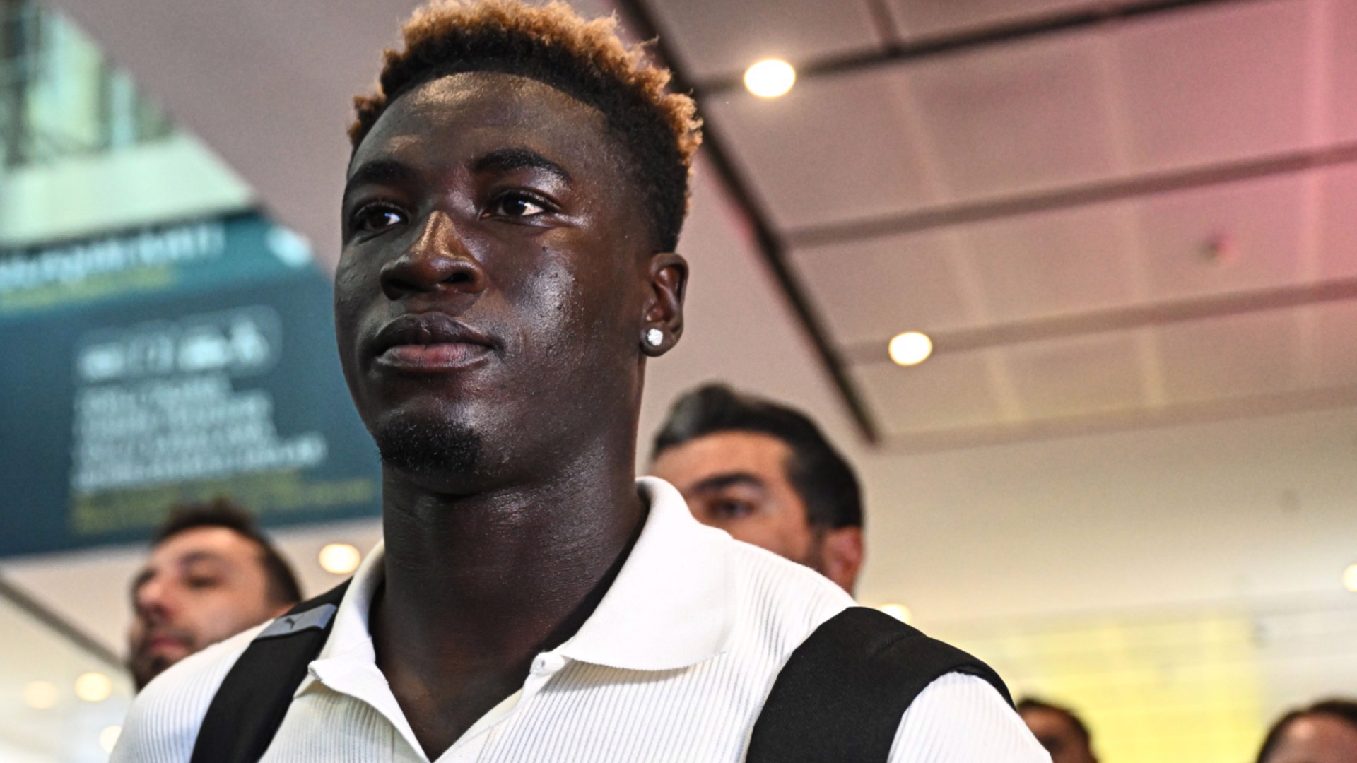 Fenerbahçe, Peprah Oppong'u duyurdu