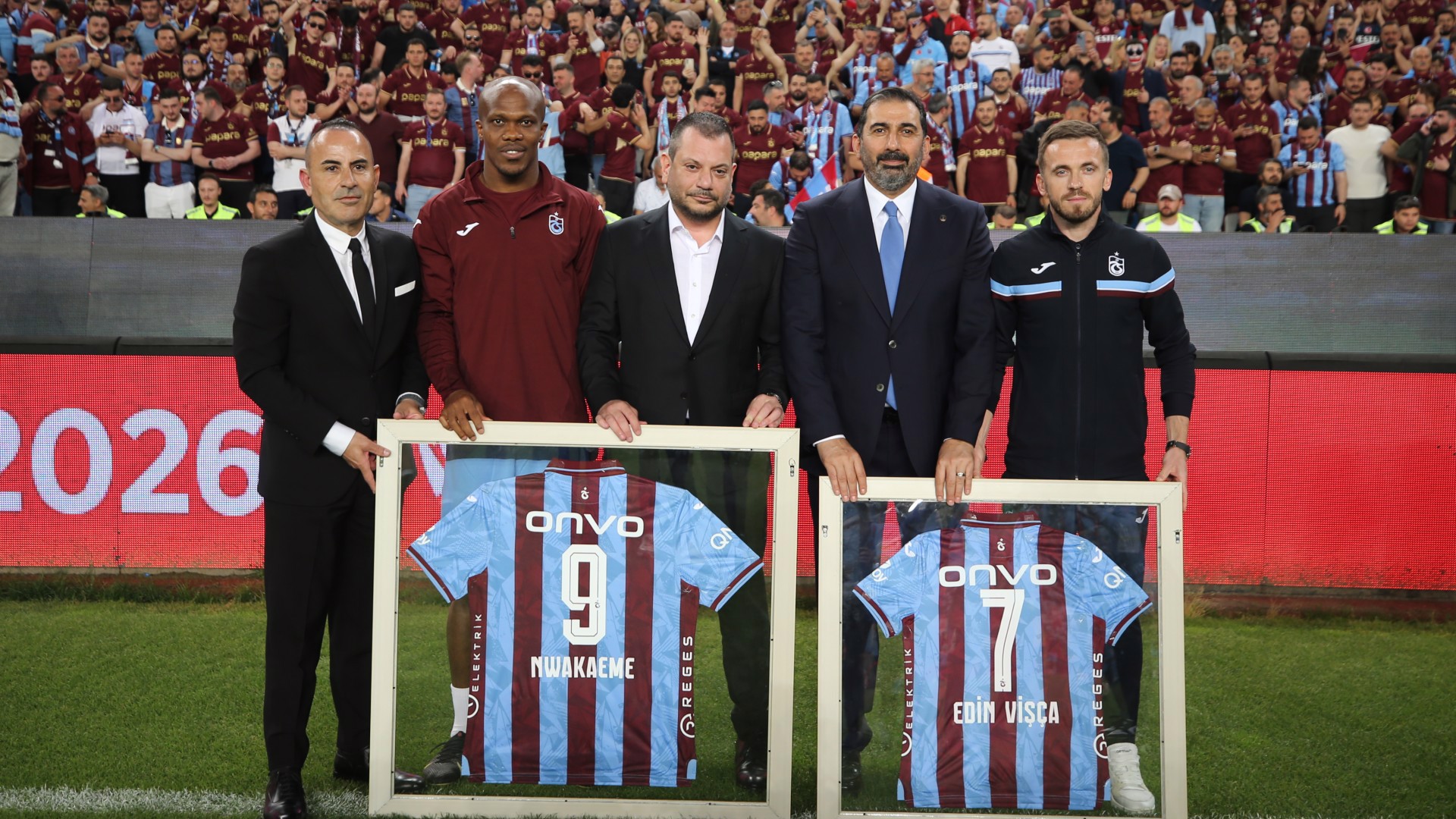 Visca ve Nwakaeme'den veda