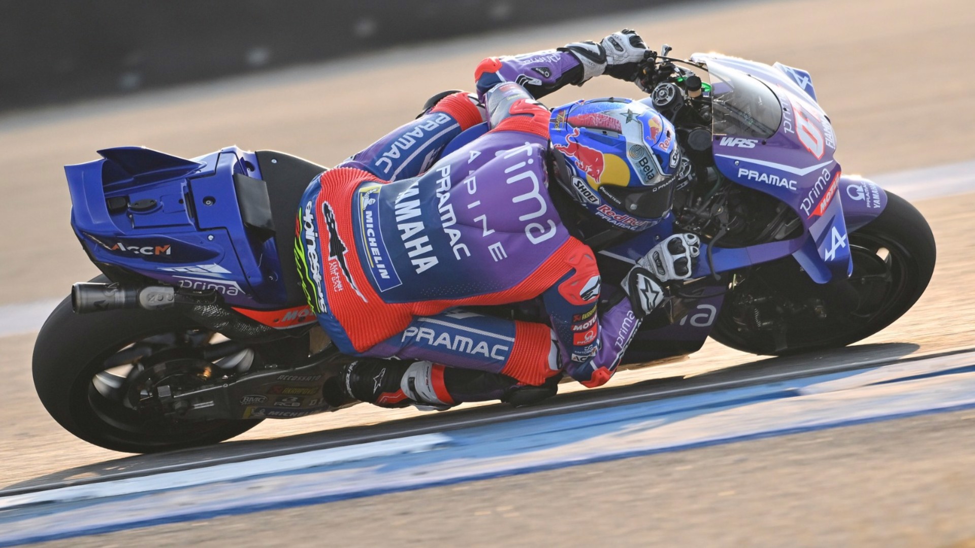 Toprak, Brezilya'da piste çıkıyor