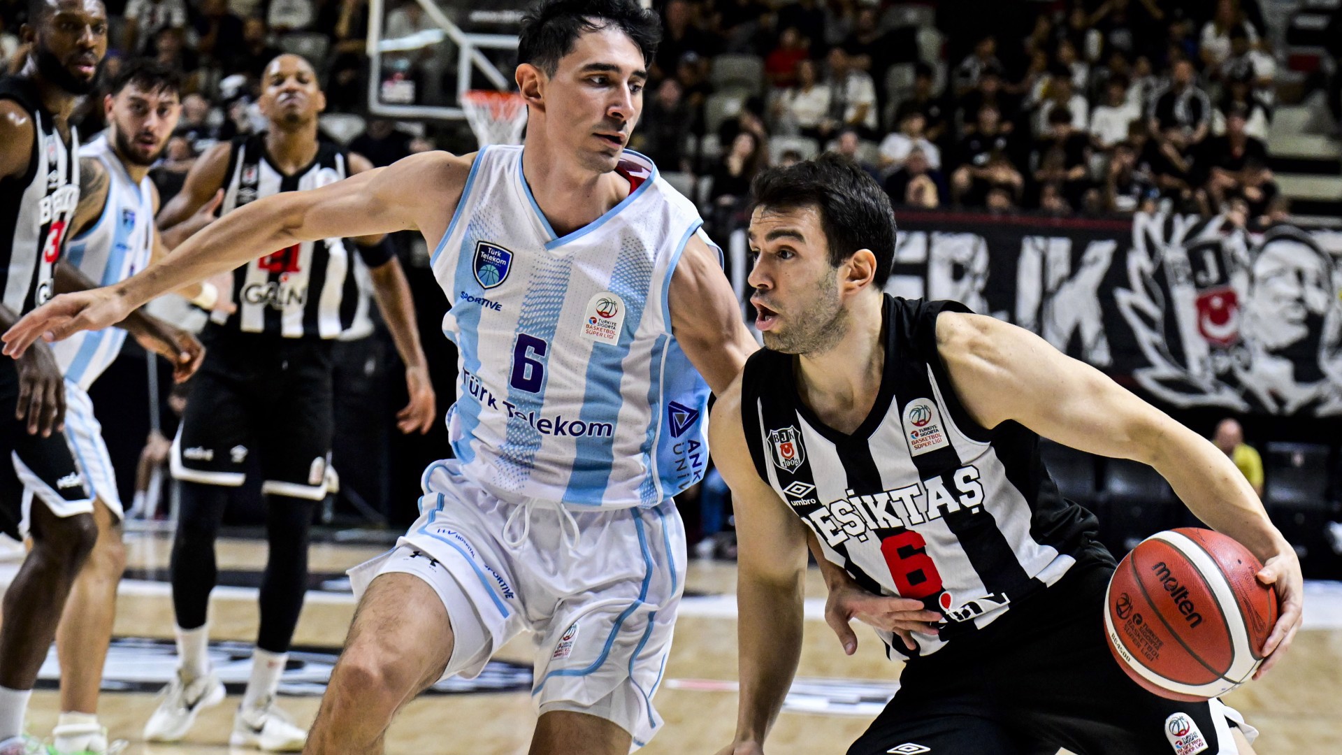 Beşiktaş Gain galibiyetle başladı