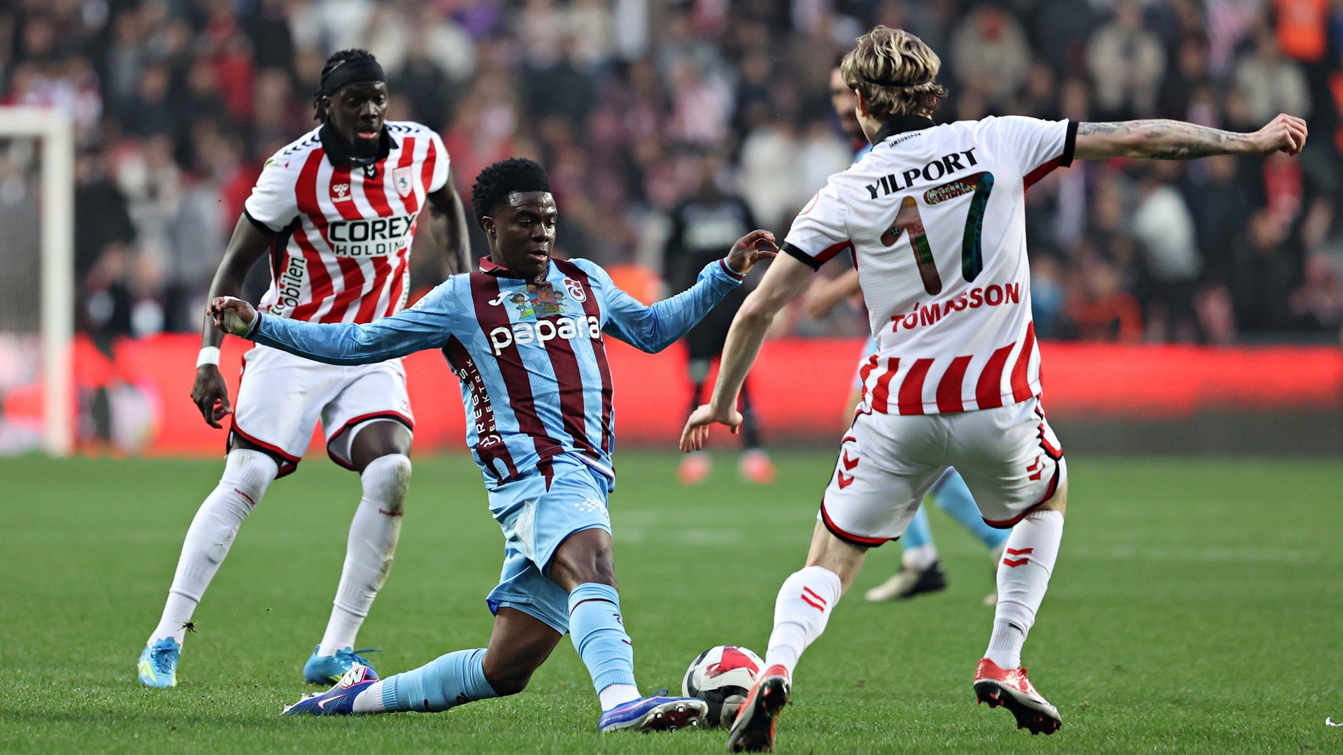 Trabzonspor kupada penaltılarda turladı