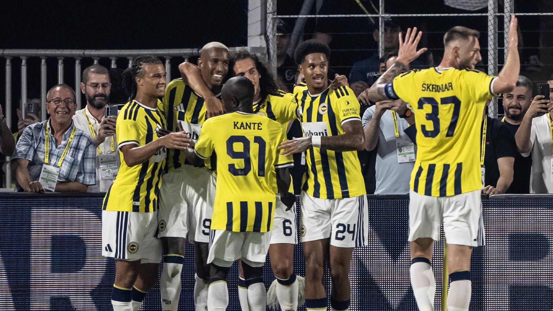 Fenerbahçe, Sturm Graz'ı devirdi