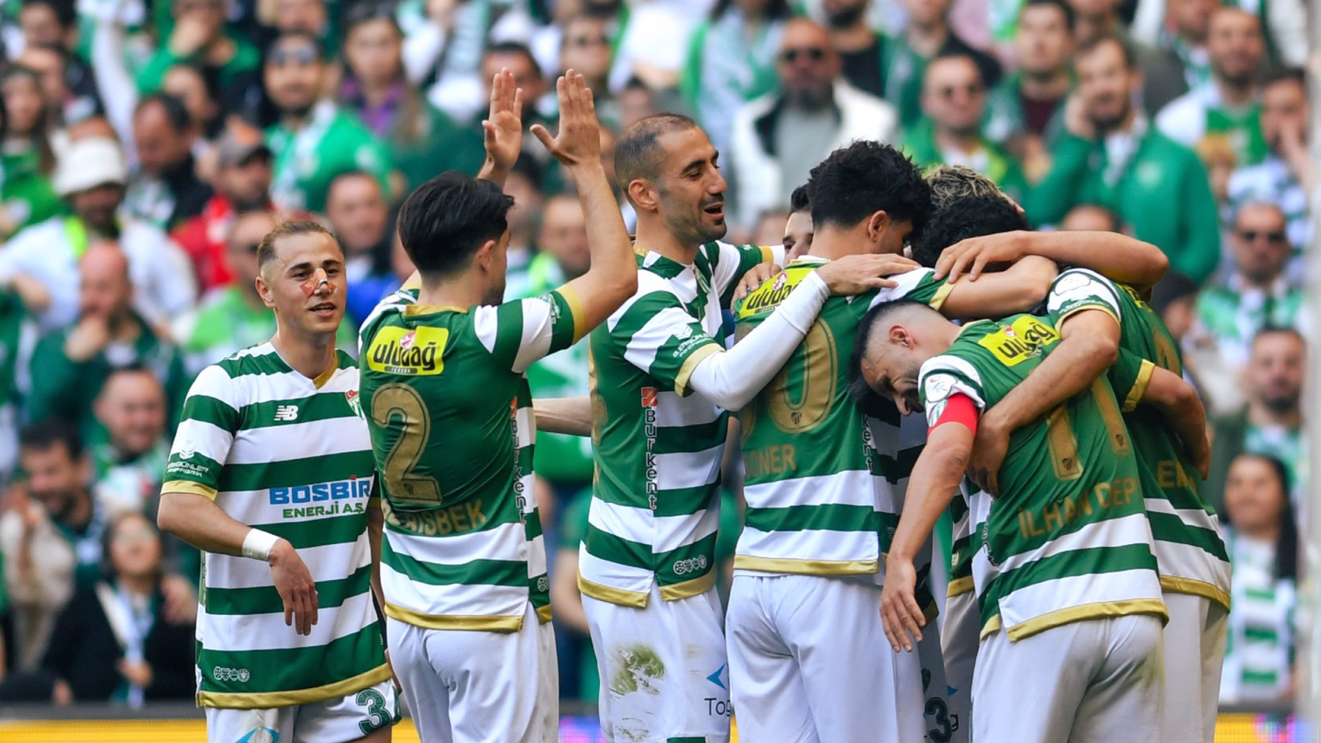 Bursaspor, 4 yıl sonra 1. Lig'de