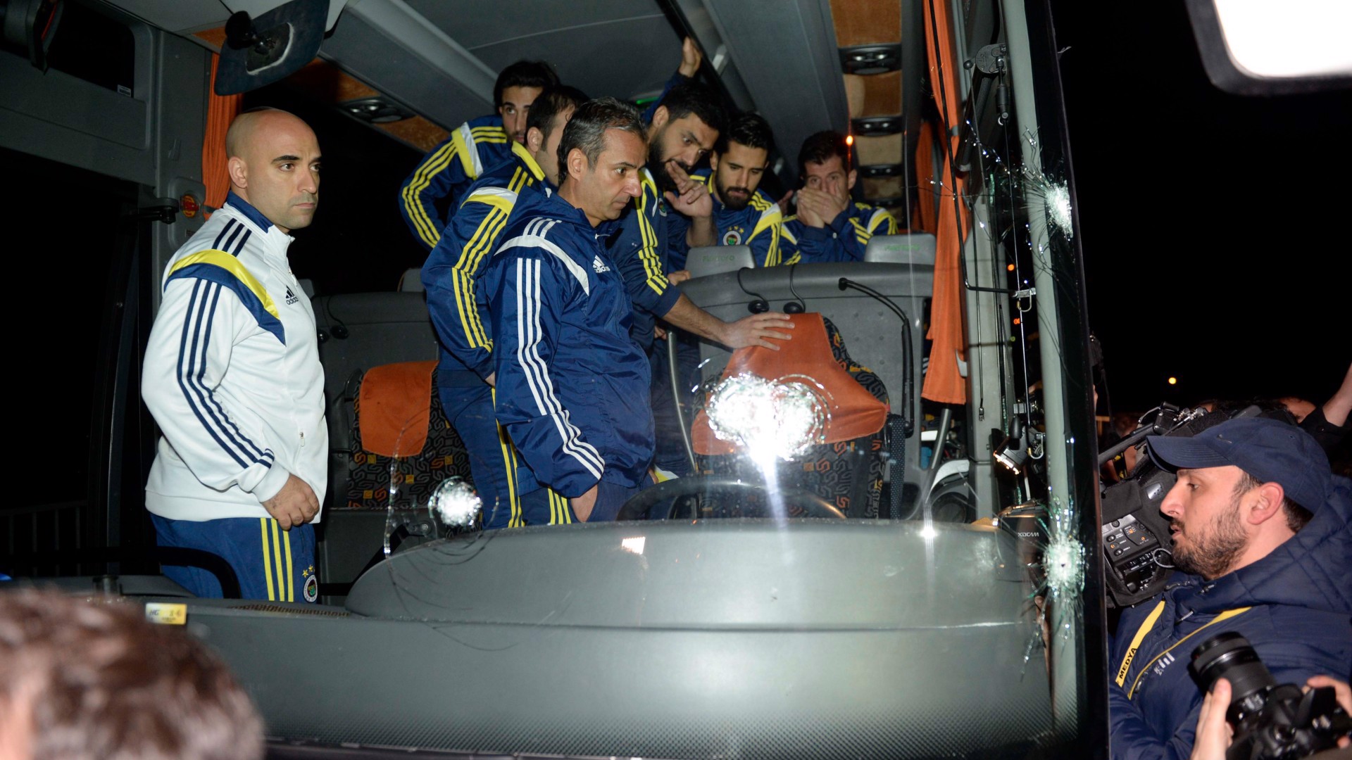 Fenerbahçe otobüsüne saldırıda 5 gözaltı