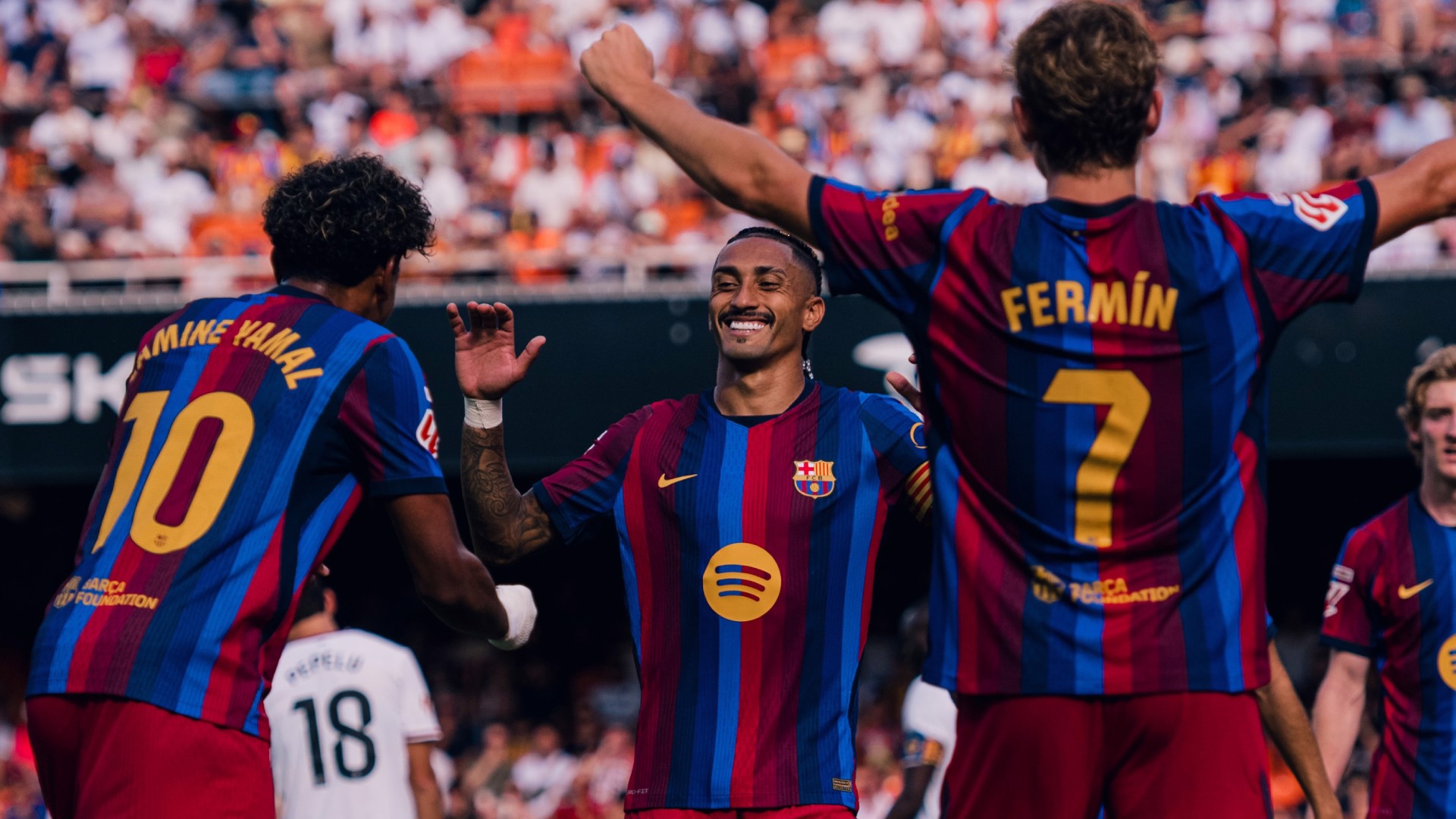 A quelle heure et sur quelle chaine voir le match Barcelone - Feyenoord (Ligue des champions UEFA) ?