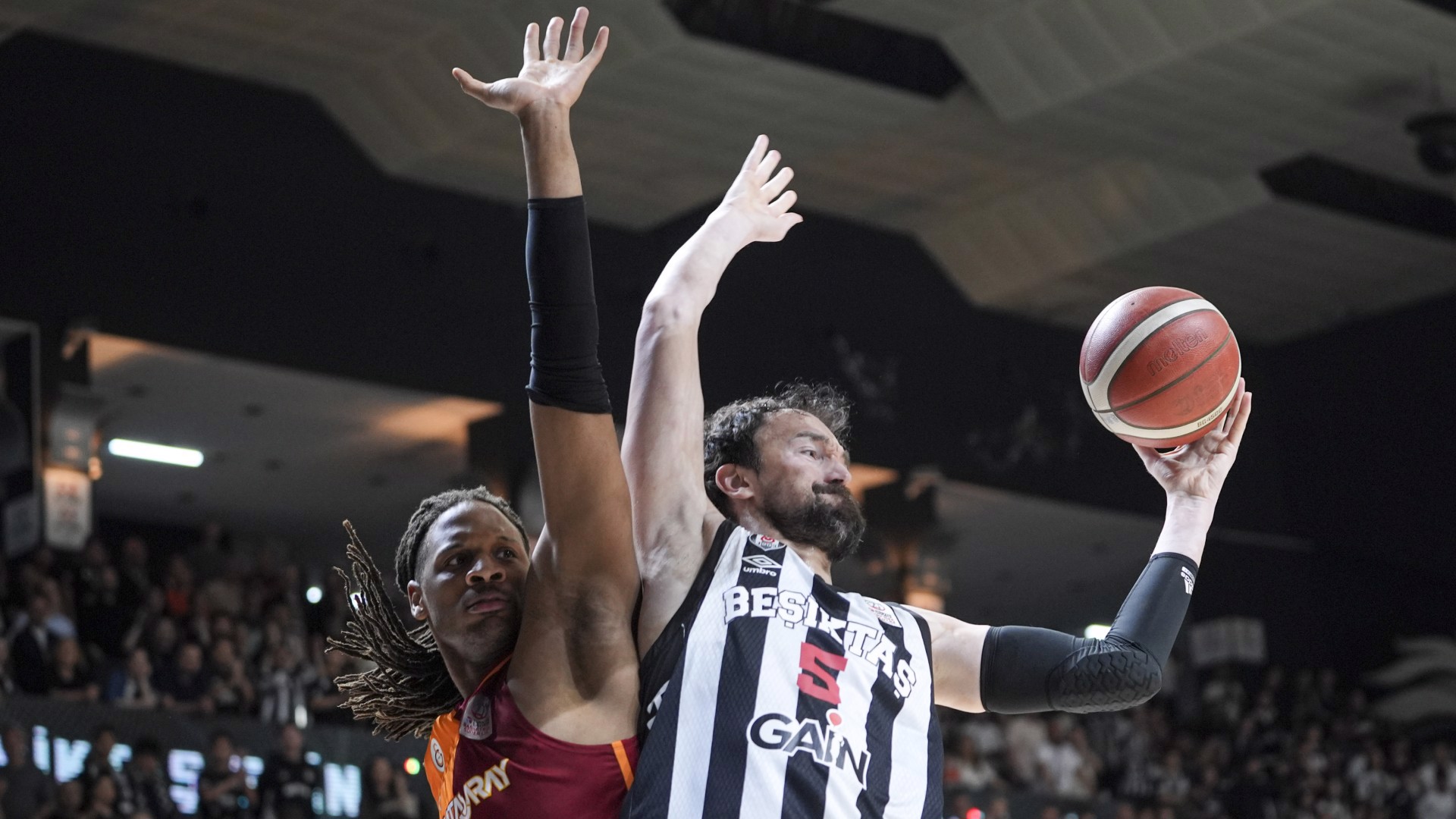 Beşiktaş Gain yarı finalde