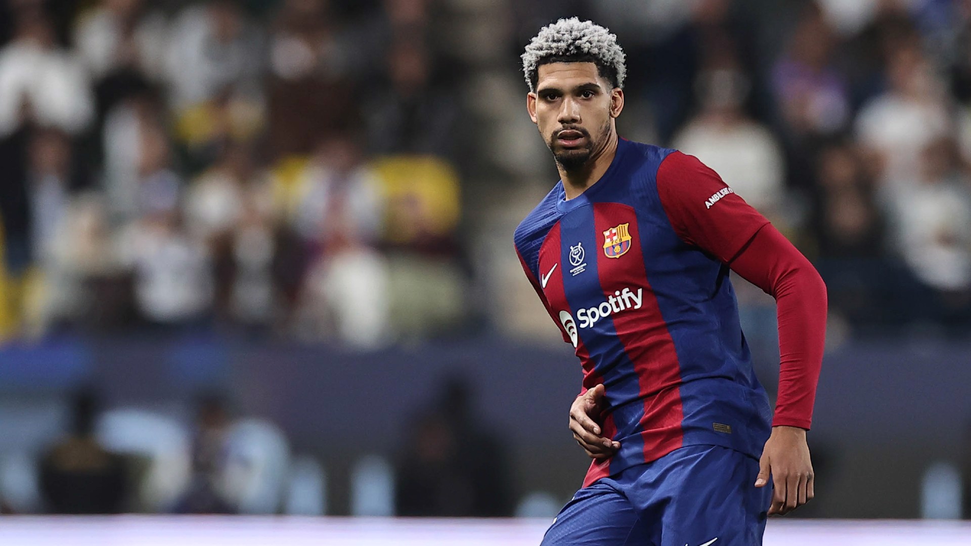 Araujo, Liverpool yolunda