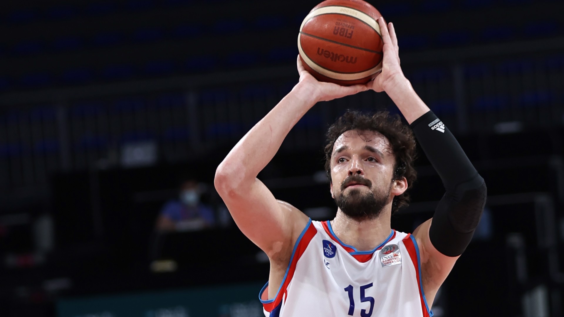 Sertaç Şanlı resmen Barcelona'da