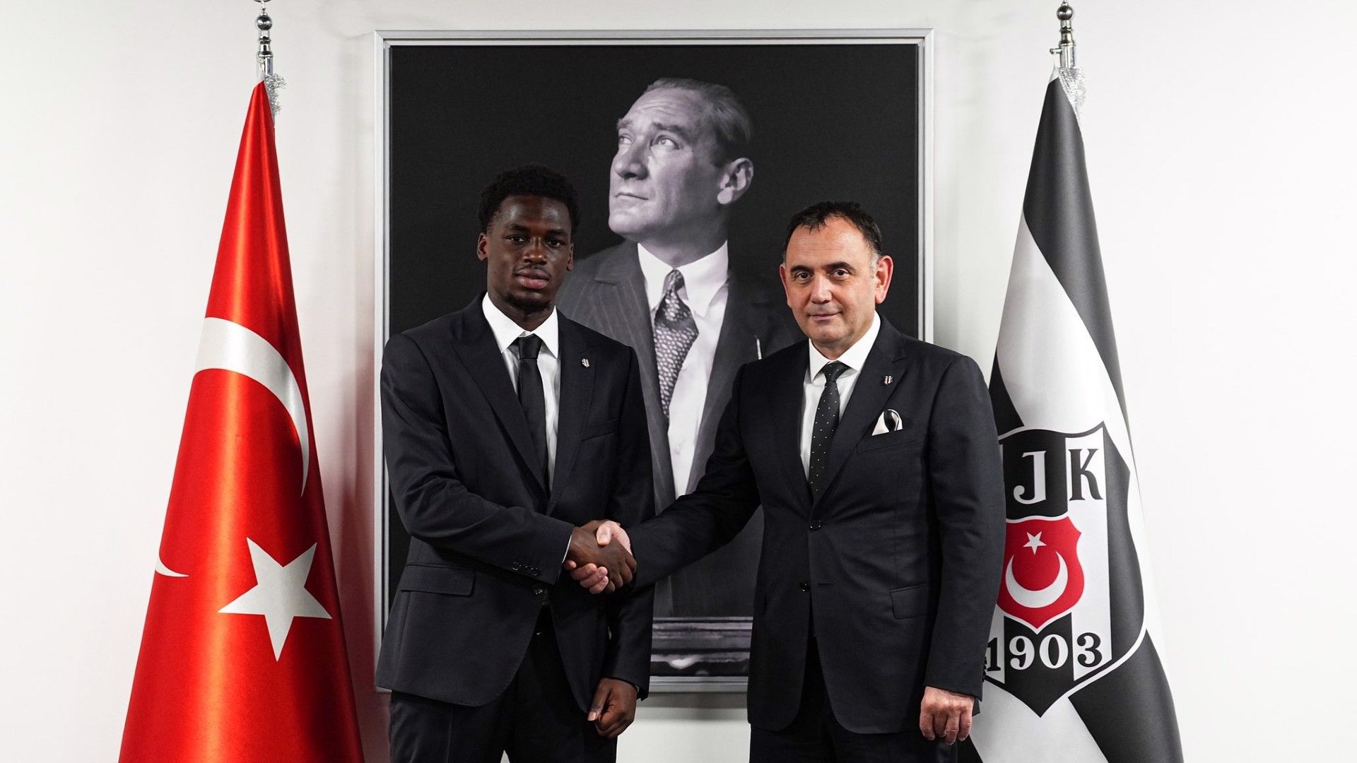 Poku, dördüncü Hollandalı oldu