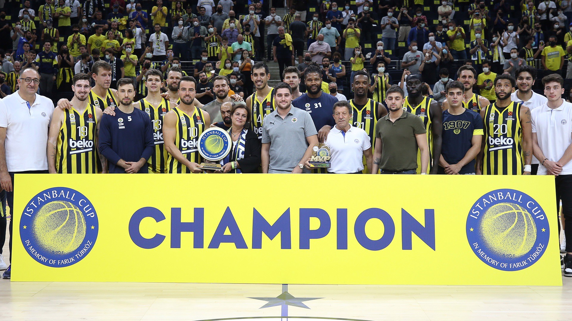 Istanball Cup şampiyonu Fenerbahçe