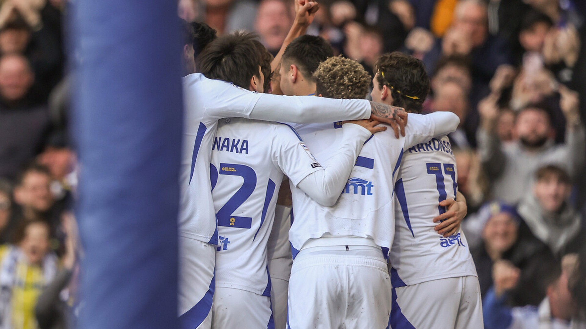Liverpool, Leeds'e mağlup