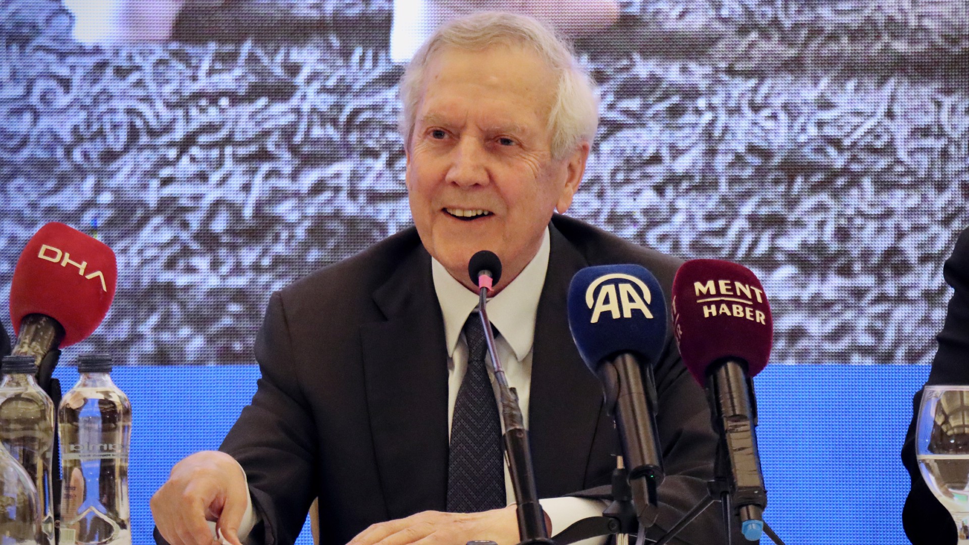 Aziz Yıldırım: Biz şampiyon olacağız