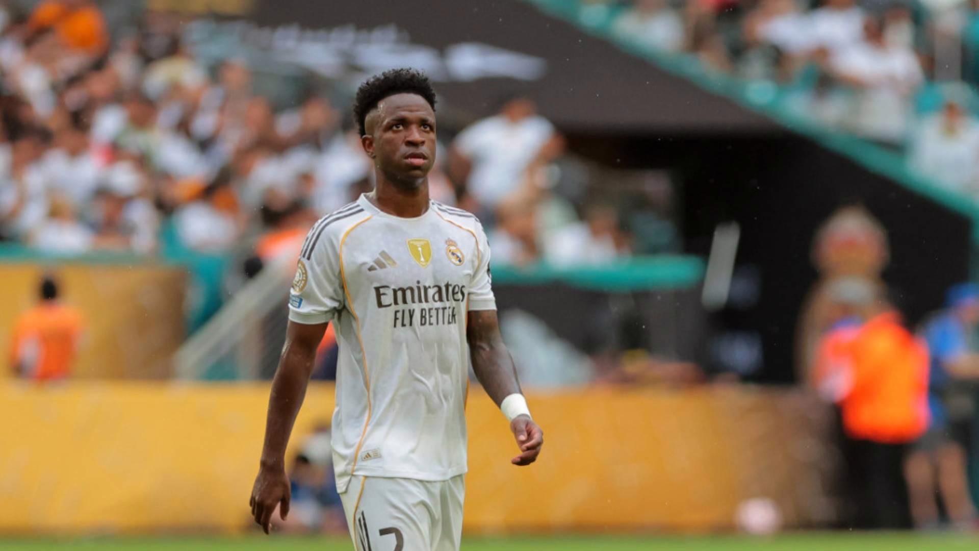 Real Madrid concerned by Vinícius Júnior slump as José Mourinho leads revival effort