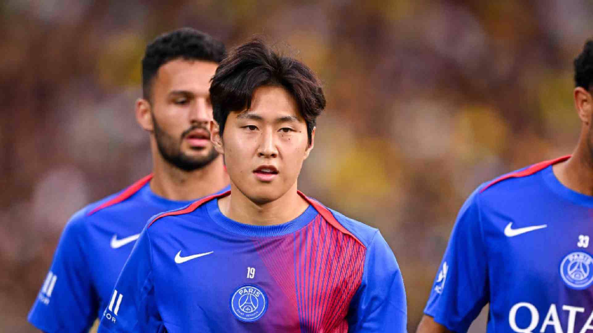 Kang-in Lee quitte le PSG et s'engage avec l'Atlético de Madrid