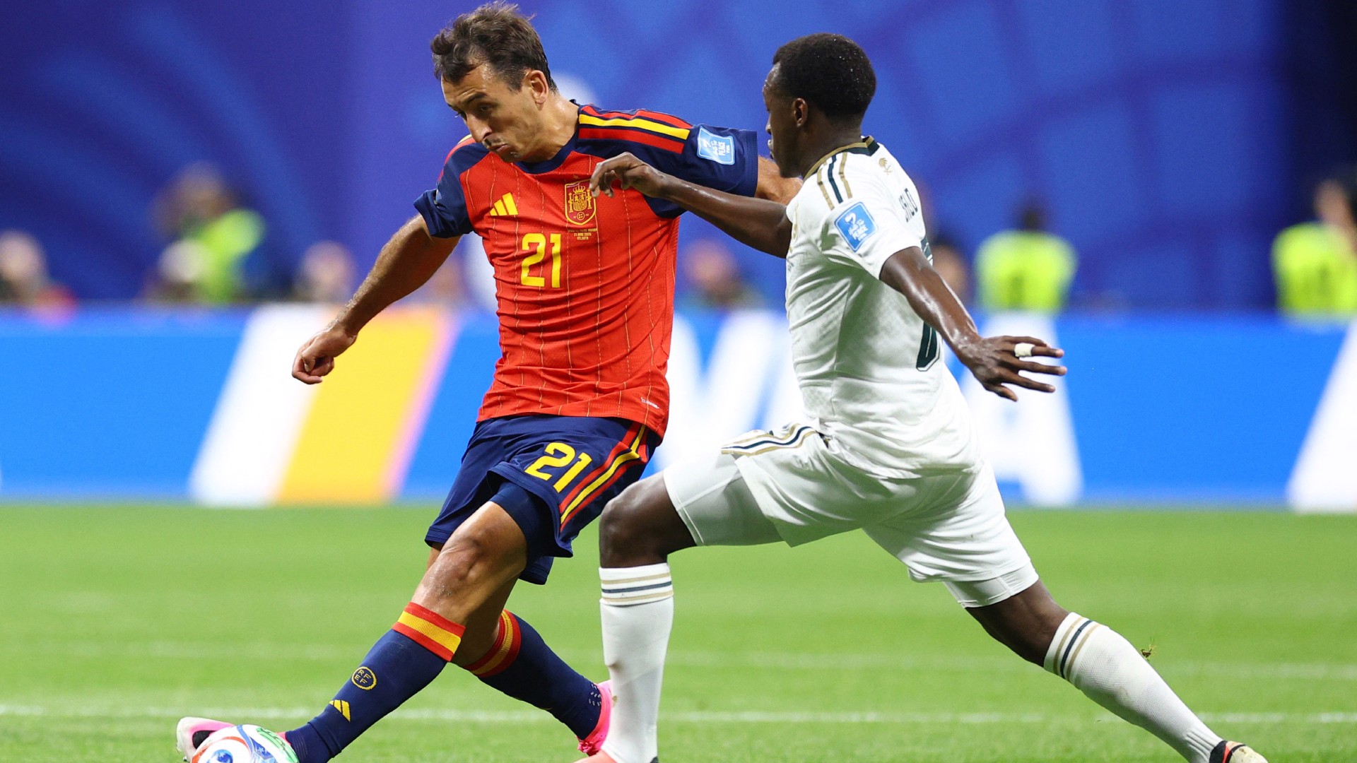Oyarzabal veut enchaîner avec l’Espagne et mise...