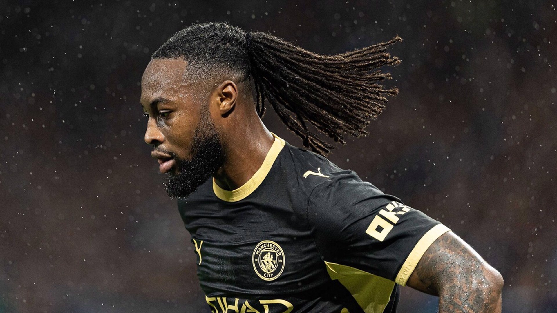 8 gollü maçta kazanan Man. City
