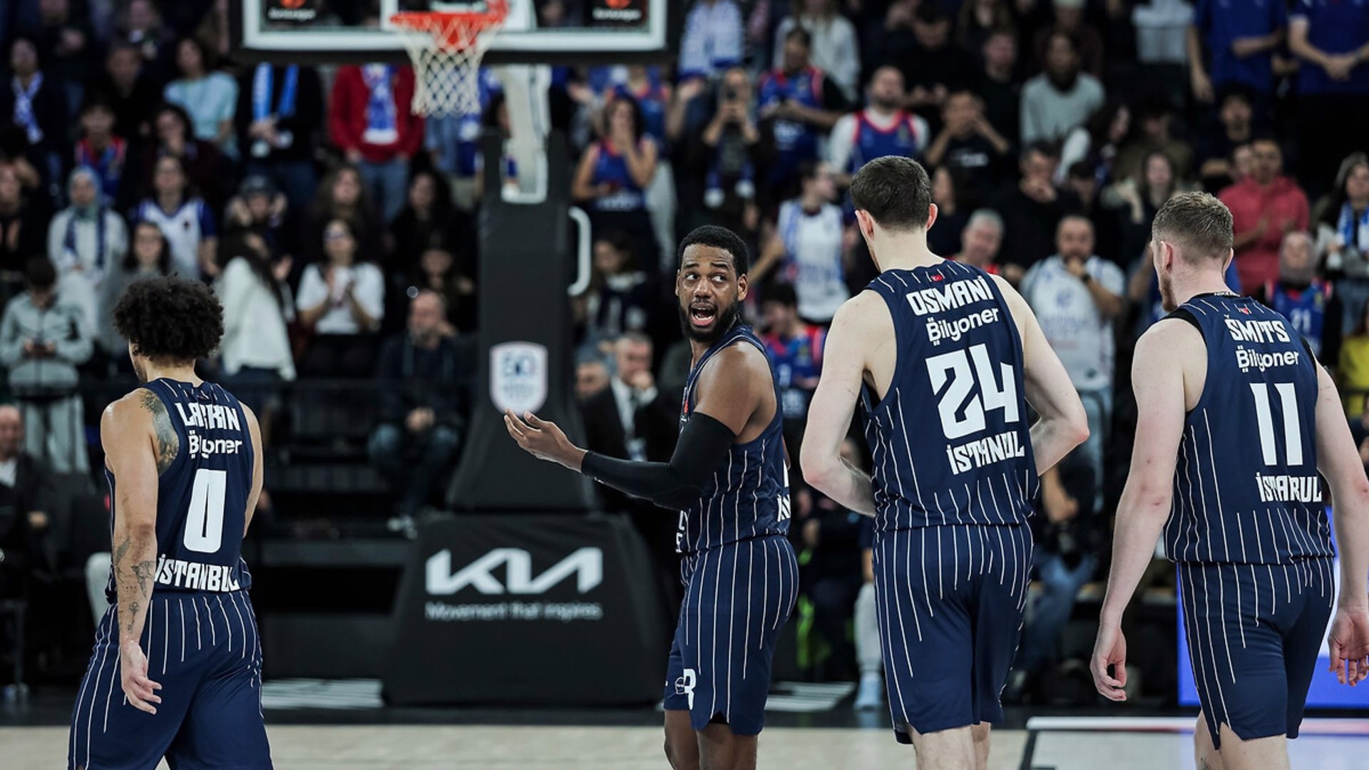 Anadolu Efes, Paris Basket karşısında