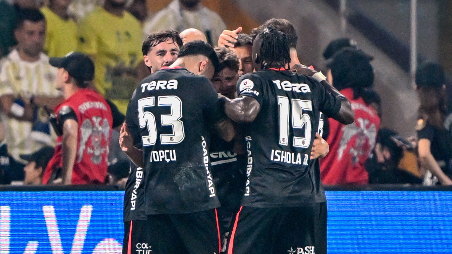 Derbide kazanan Beşiktaş