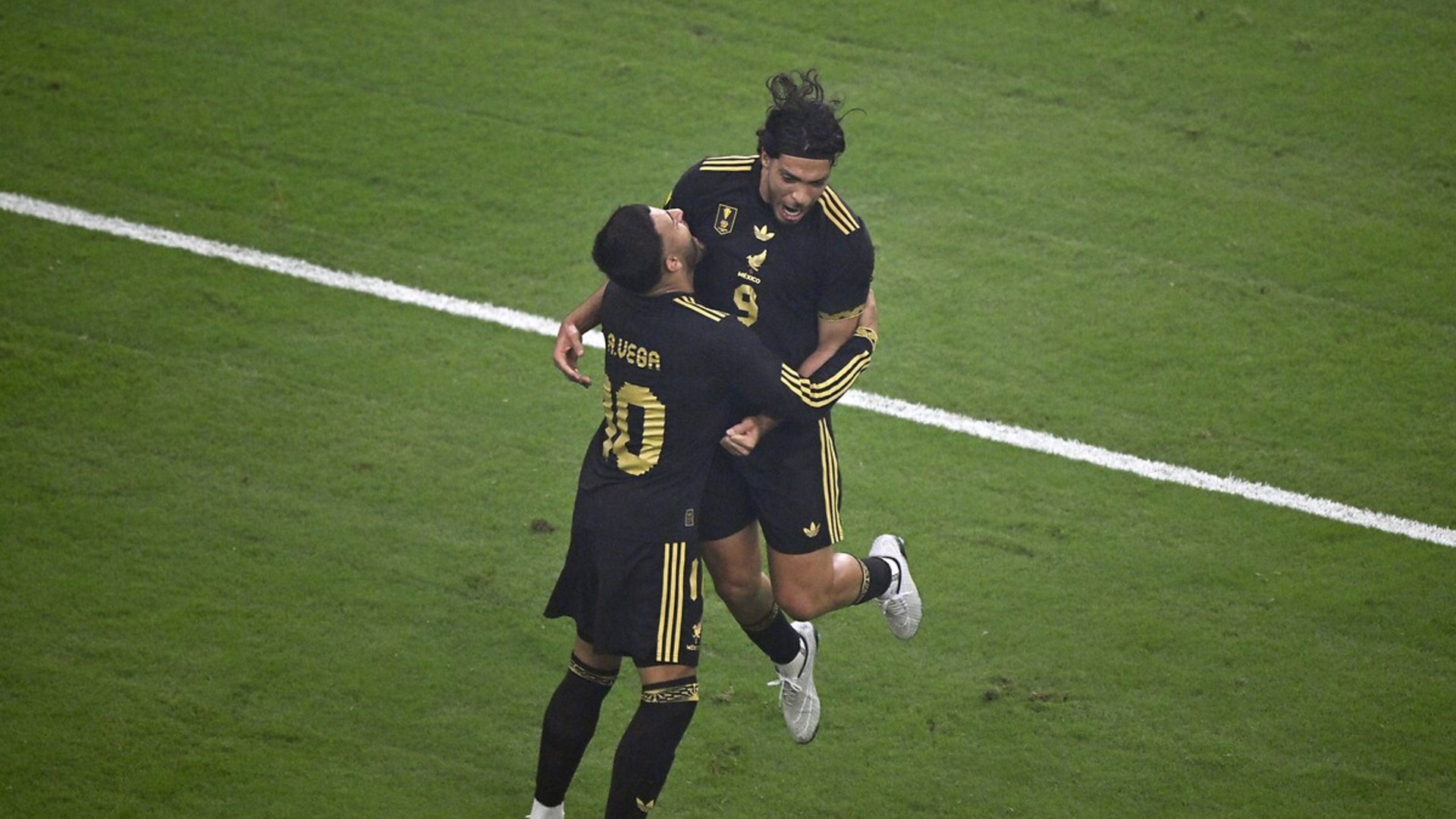 Meksika'dan 5 gollü galibiyet