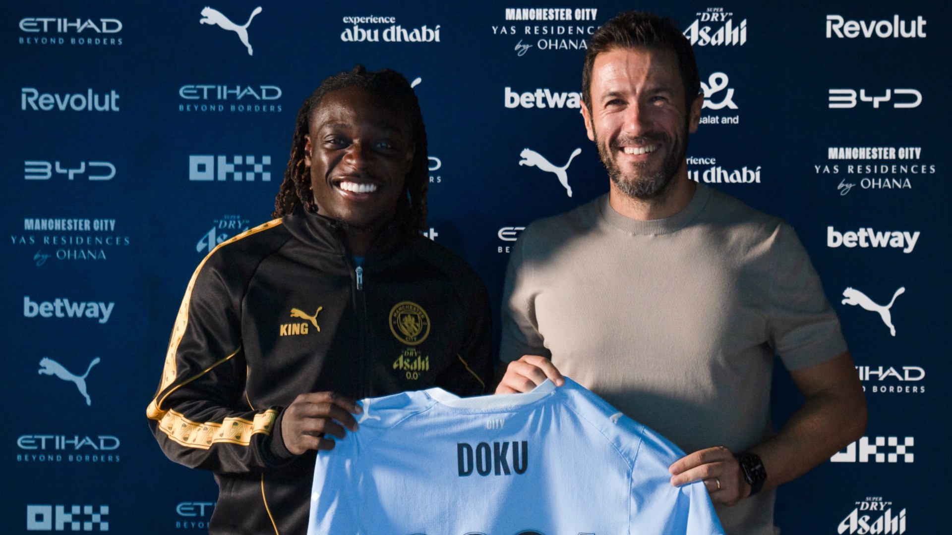 Jeremy Doku'nun sözleşmesi uzatıldı