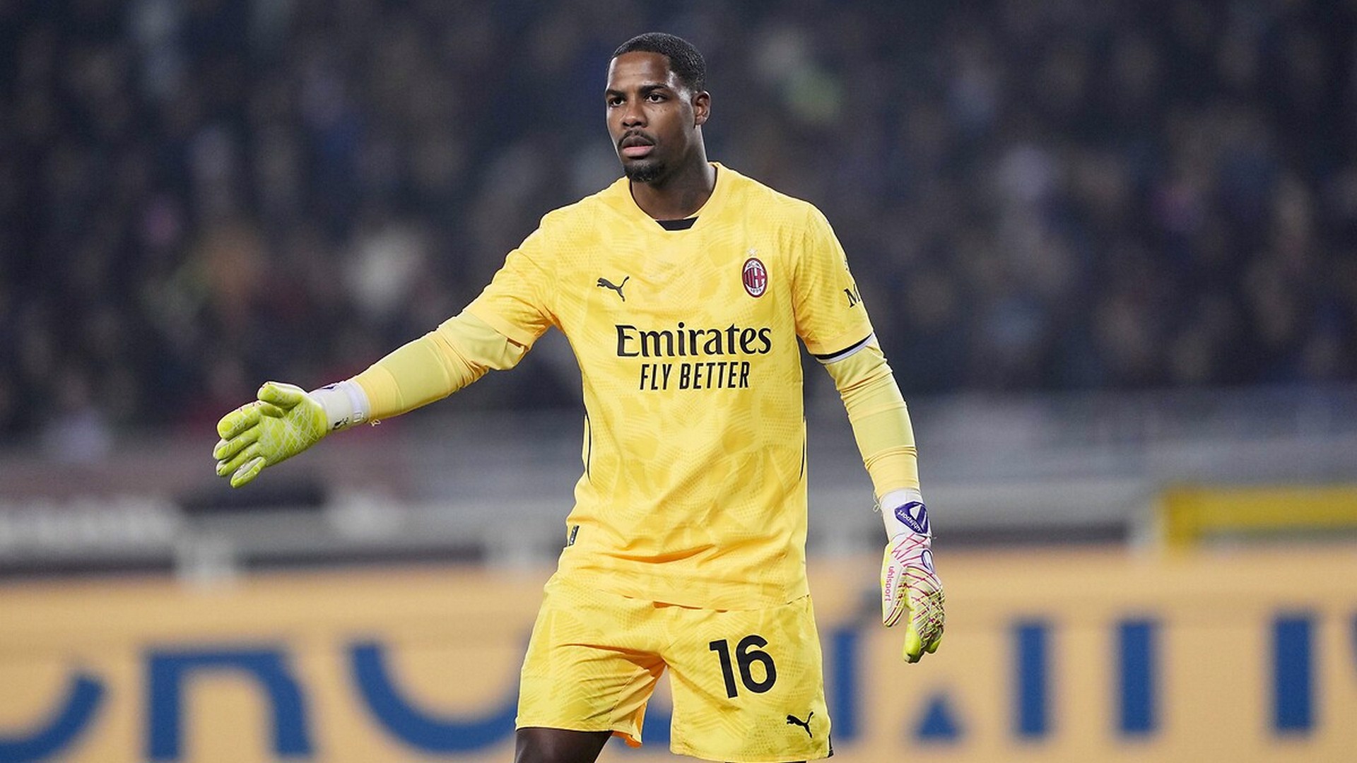 Chelsea, Maignan için yeniden devrede