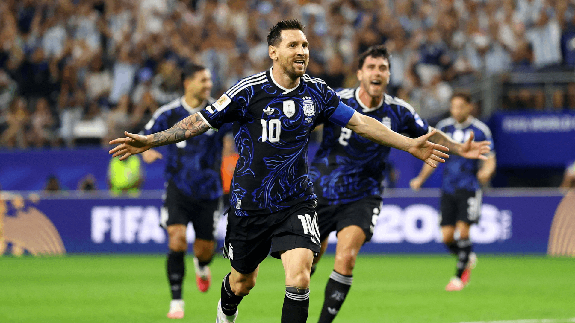 Scaloni manque de superlatifs pour Messi