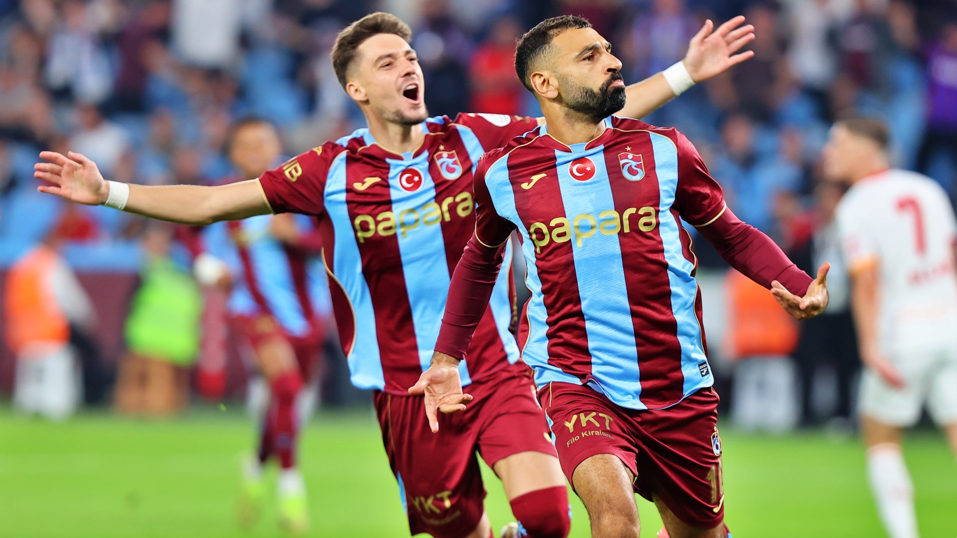 Trabzonspor, Galatasaray'ı farklı mağlup etti