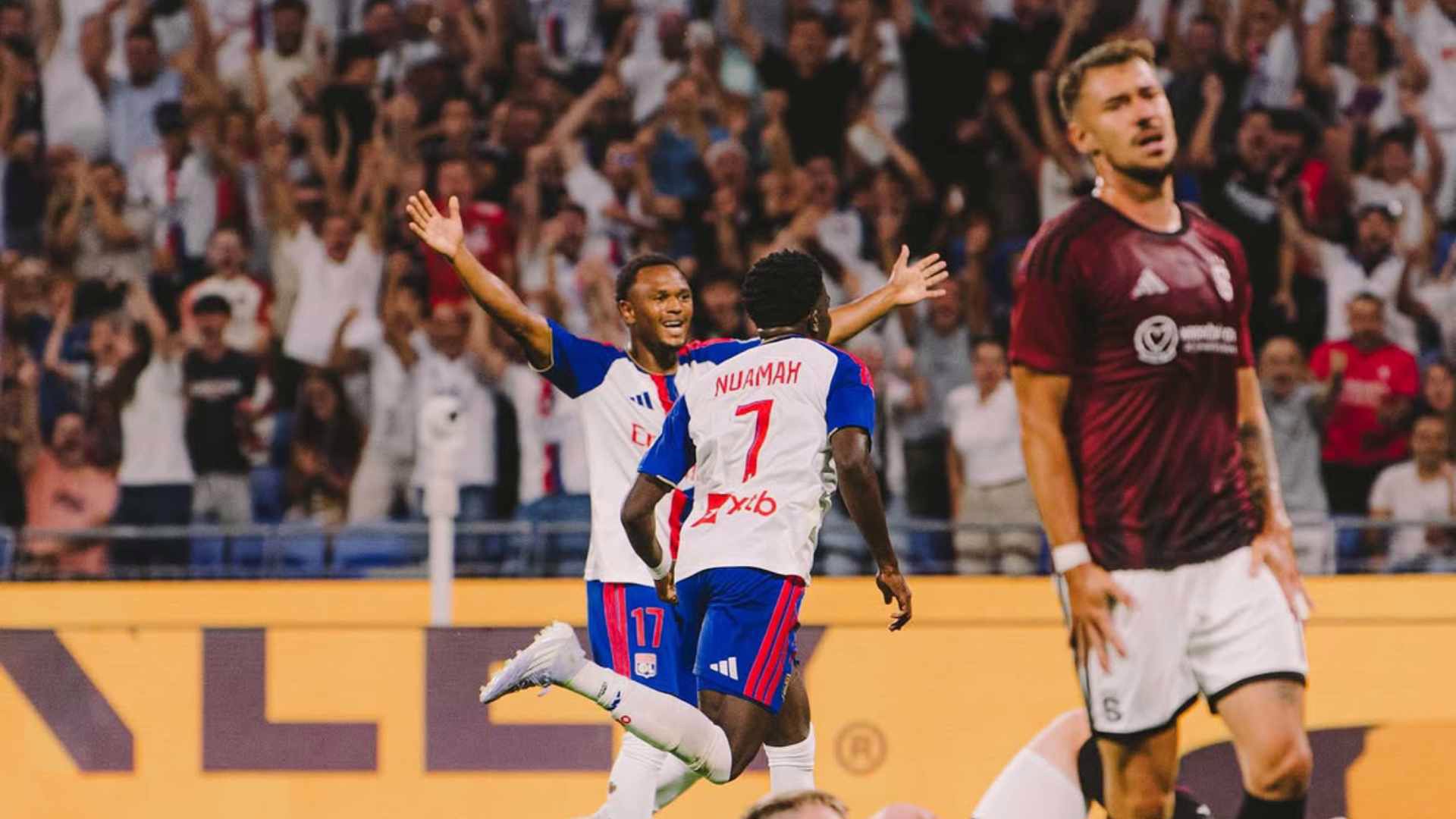 L'OL domine le Sparta Prague et rejoint Fenerbahçe en barrages de la Ligue des champions