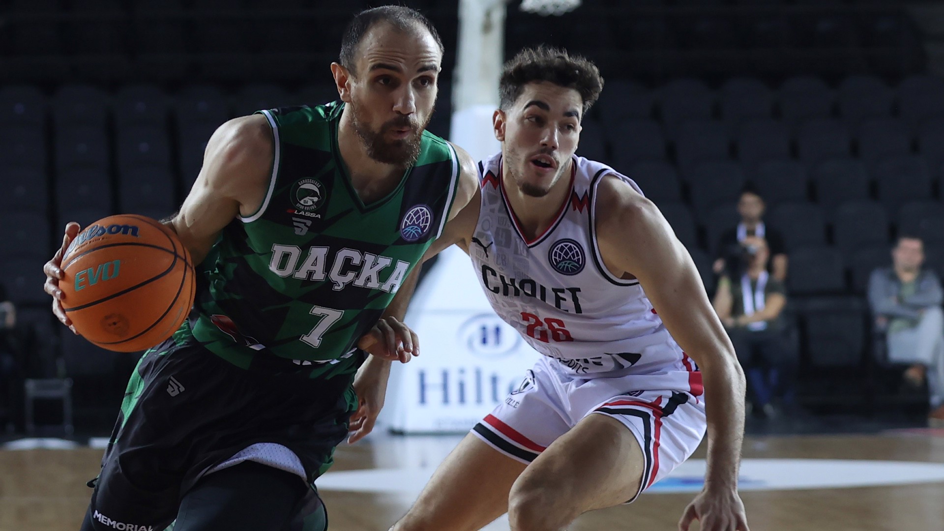 A.Efes, Rıdvan Öncel'i kiraladı