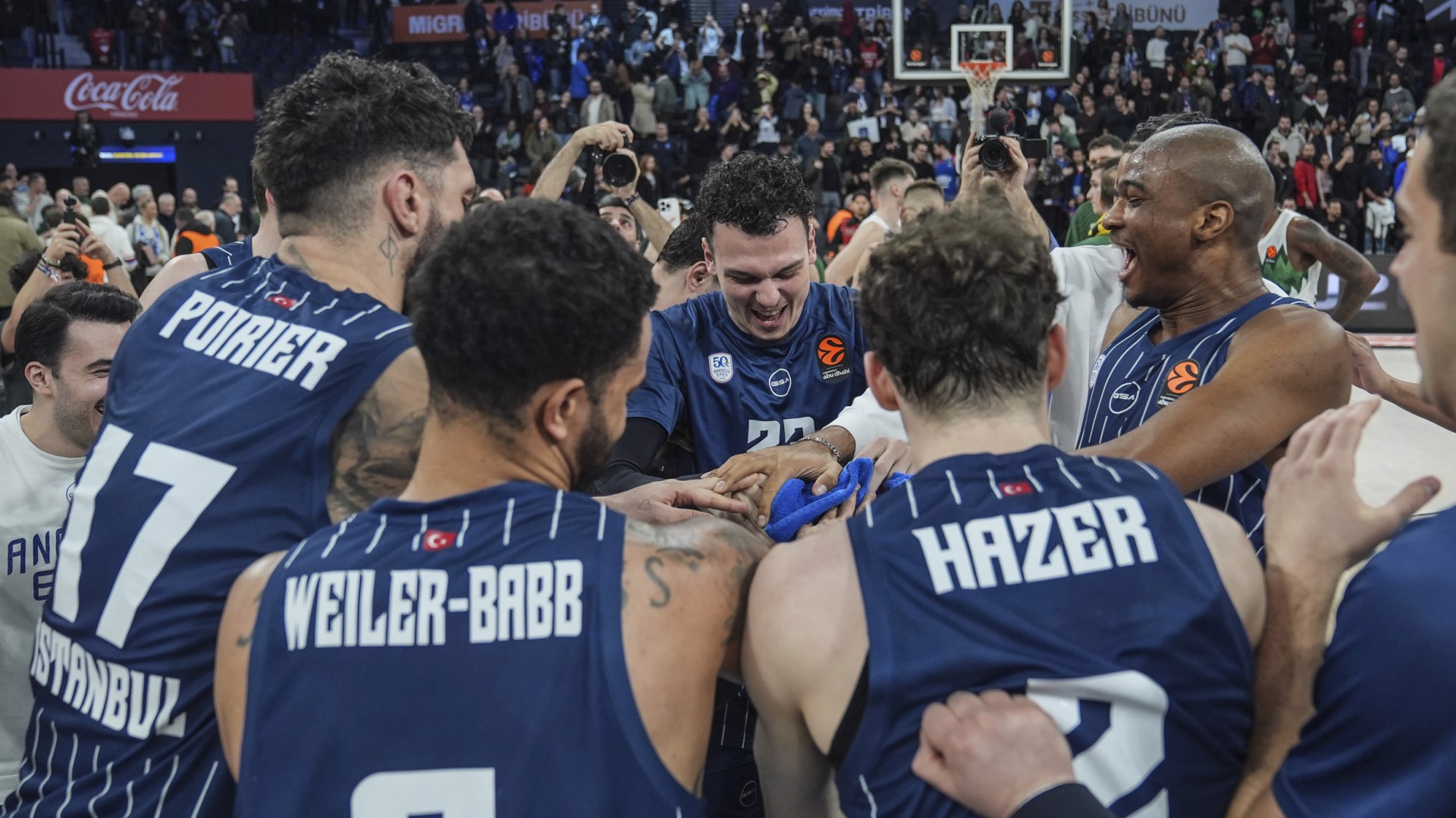 Anadolu Efes, Yunanistan deplasmanında
