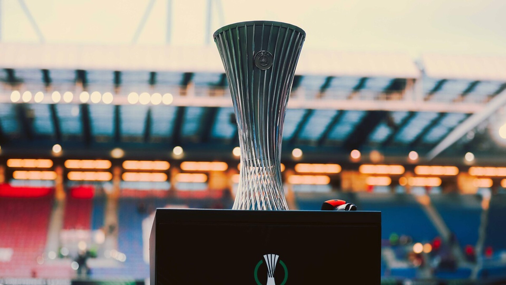Konferans Ligi'nde finalistler belli oluyor