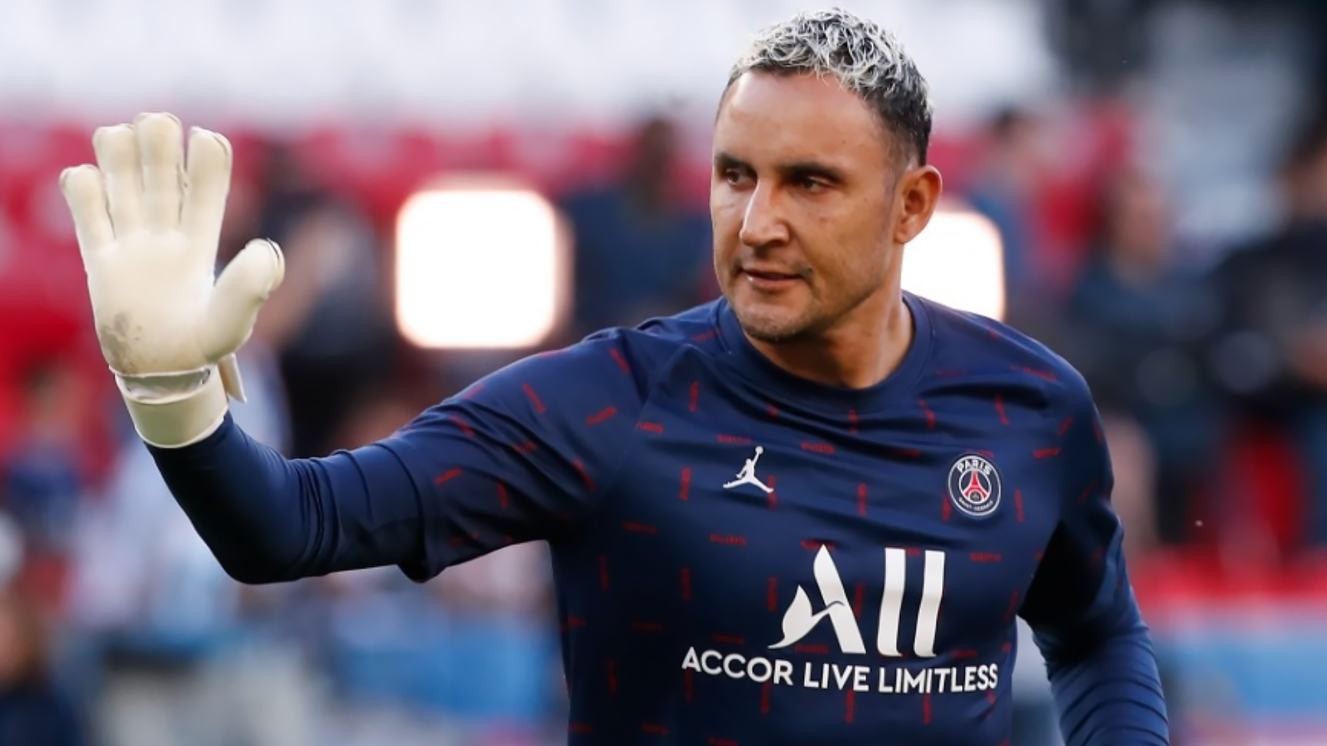 Navas quitte le PSG et signe à N.Forest  