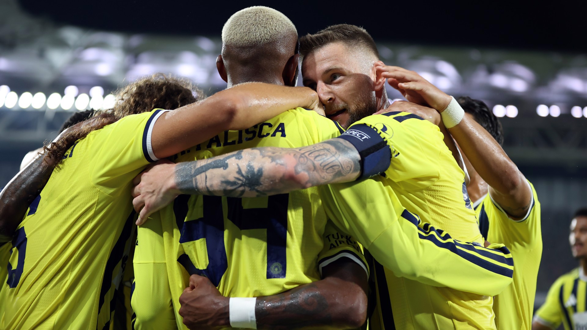 Fenerbahçe evinde galip